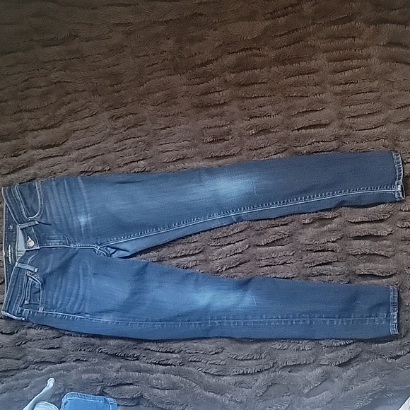 Lucky Brand Jeans - Picture 2 of 4